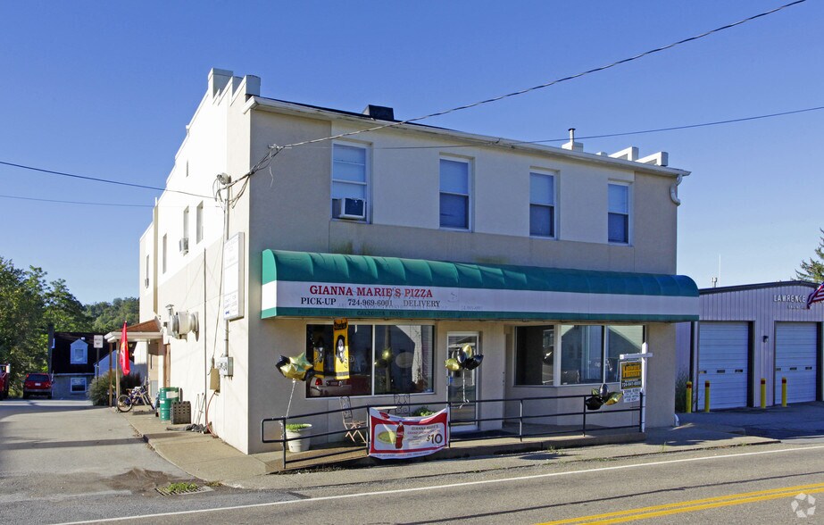 432 Rd, Lawrence, PA 15055