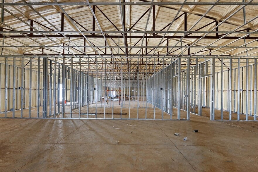 20040 Grasslands Ln, Ordway, CO for sale - Building Photo - Image 3 of 39