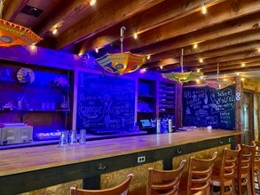 5102 Baum Blvd, Pittsburgh, PA for lease Building Photo- Image 2 of 9