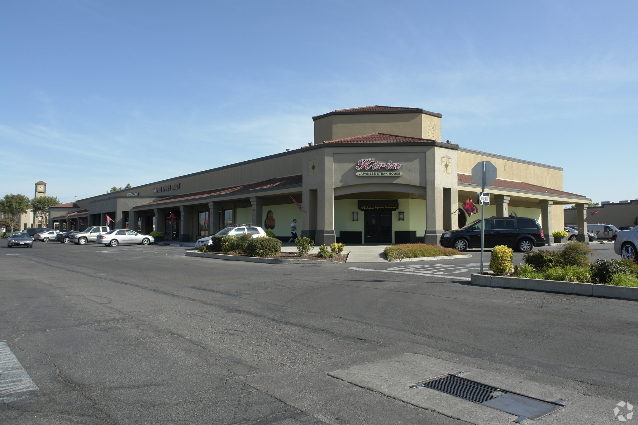 1700 Mchenry Ave Modesto Ca 95350 Retail For Lease Loopnet