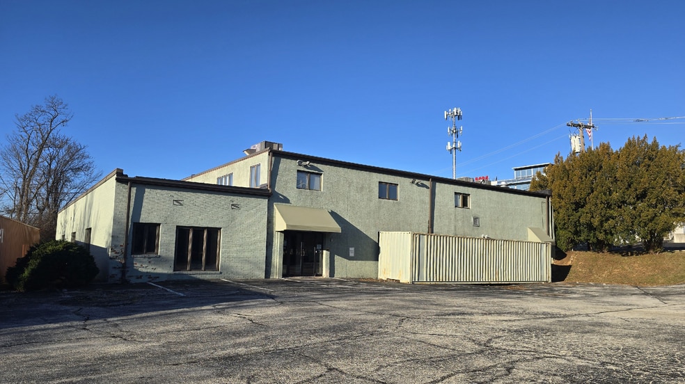 2 Union Hill Rd, Conshohocken, PA for sale - Building Photo - Image 1 of 8