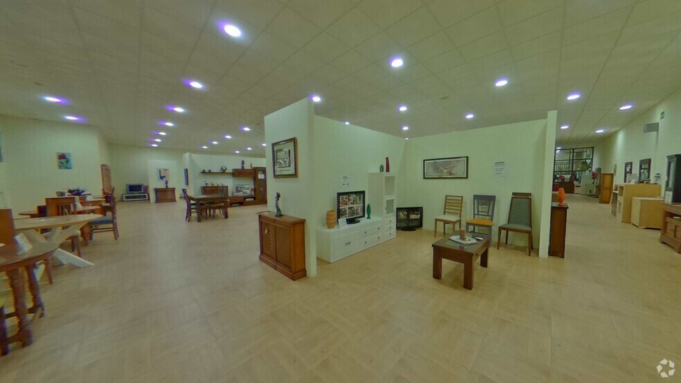 Industrial in Gálvez, Toledo for sale - Primary Photo - Image 1 of 16