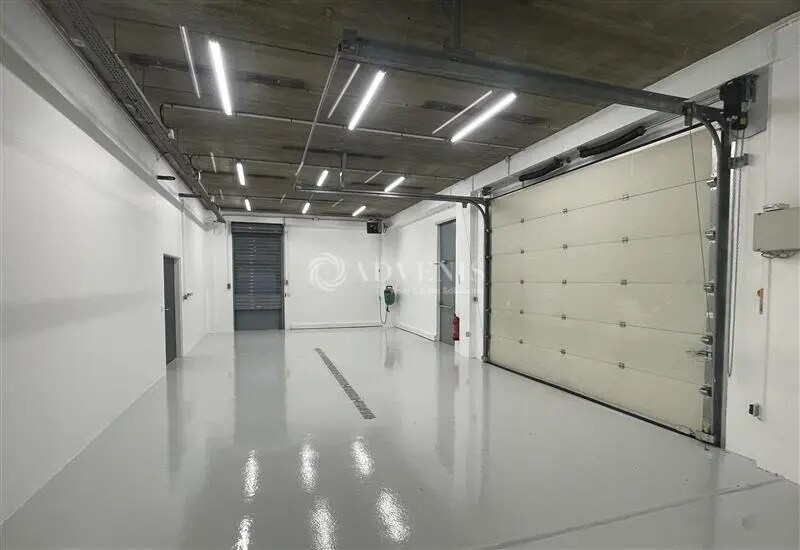 Flex in Roissy-en-France for lease - Interior Photo - Image 3 of 8