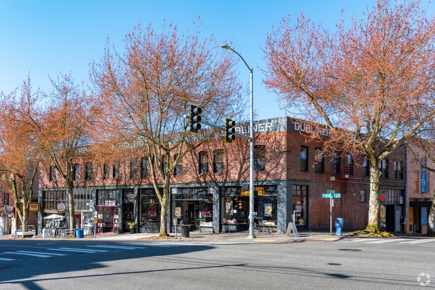 3515 Fremont Pl N, Seattle, WA for sale - Building Photo - Image 1 of 1
