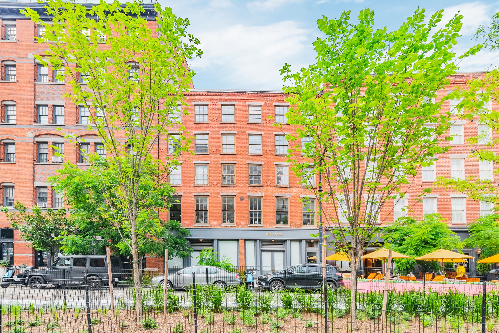 25-27 Peck Slip, New York, NY for sale Building Photo- Image 1 of 1