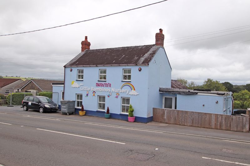 Cwmffrwd, Carmarthen for sale - Primary Photo - Image 1 of 1