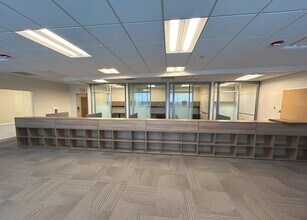 188 W Northern Lights Blvd, Anchorage, AK for lease Building Photo- Image 2 of 4