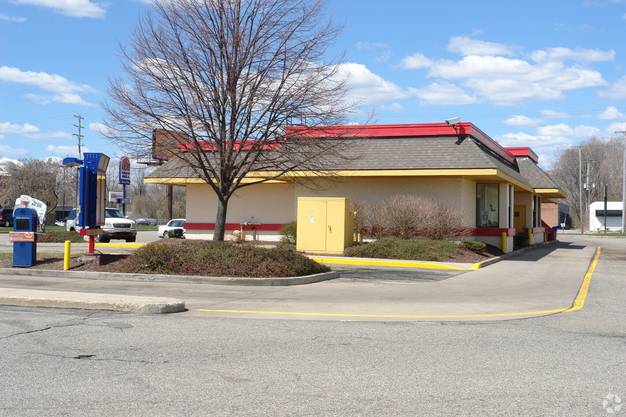600 28th St SE, Grand Rapids, MI for lease Primary Photo- Image 1 of 8