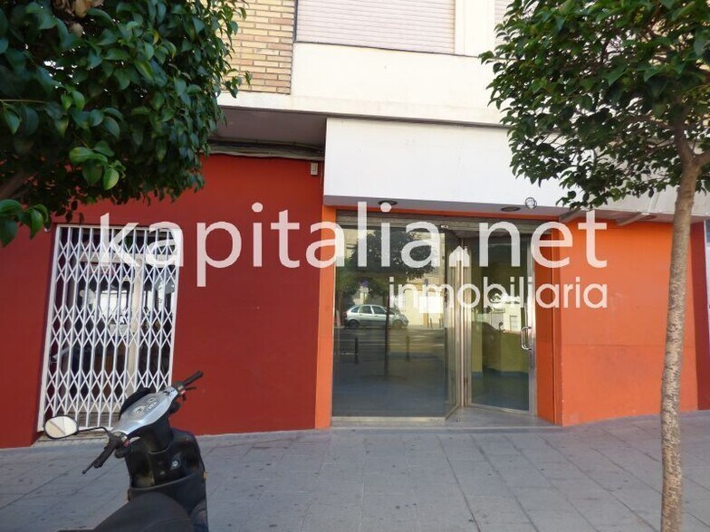 Retail in València, Valencia for sale - Building Photo - Image 1 of 8