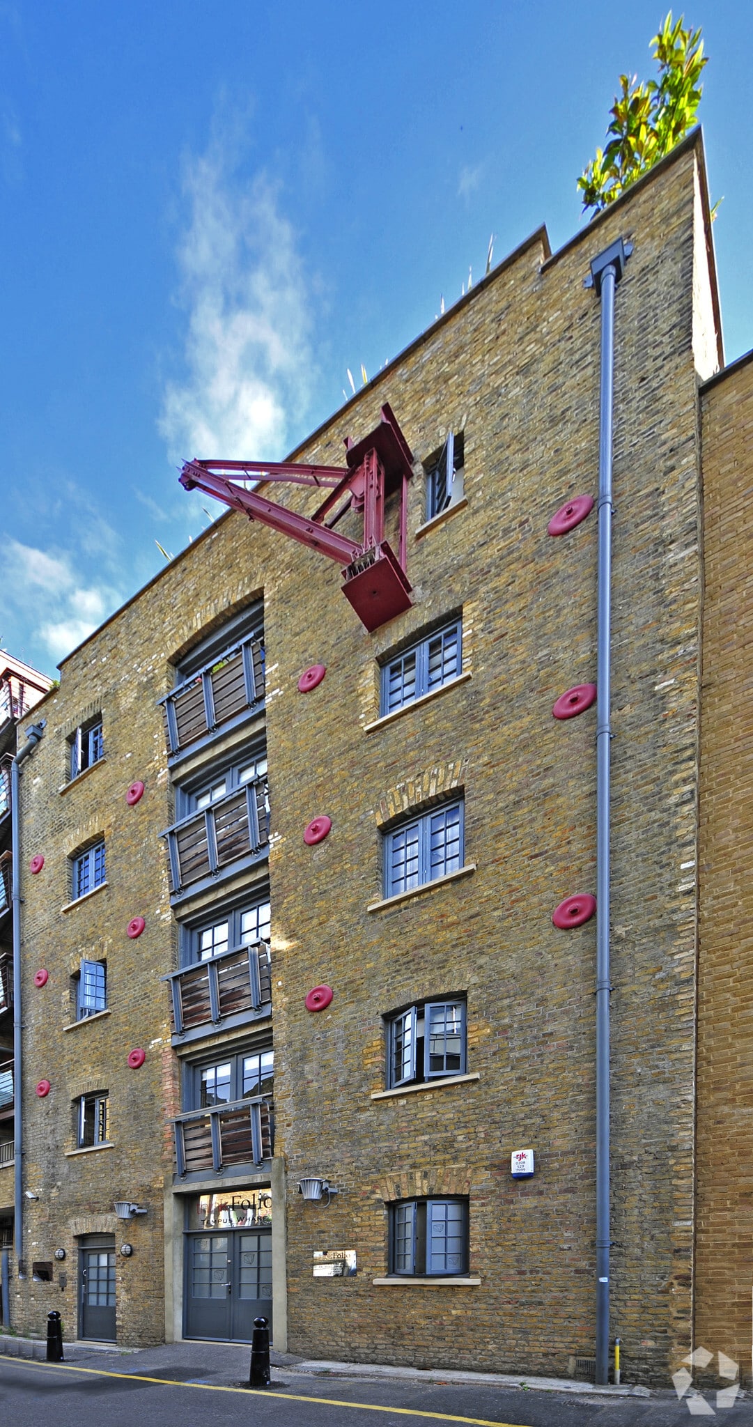 29 Bermondsey Wall W, London for sale Primary Photo- Image 1 of 1