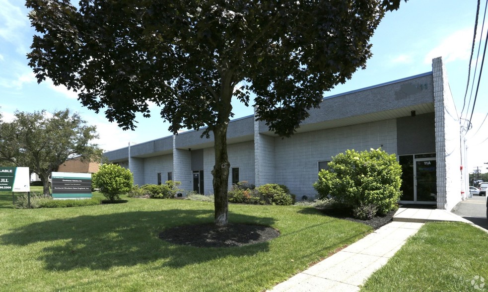 11 Jules Ln, New Brunswick, NJ for lease - Building Photo - Image 2 of 4