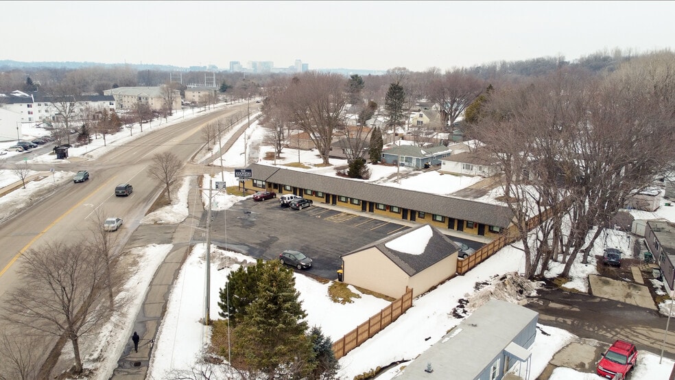 1600 SE Marion Rd, Rochester, MN for sale - Building Photo - Image 1 of 1