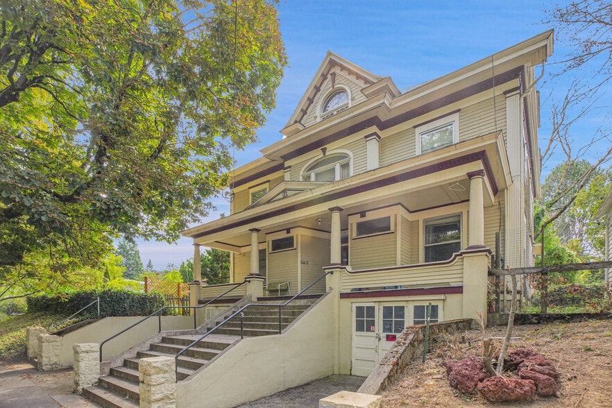 1626 SE Alder St, Portland, OR for sale - Building Photo - Image 2 of 29