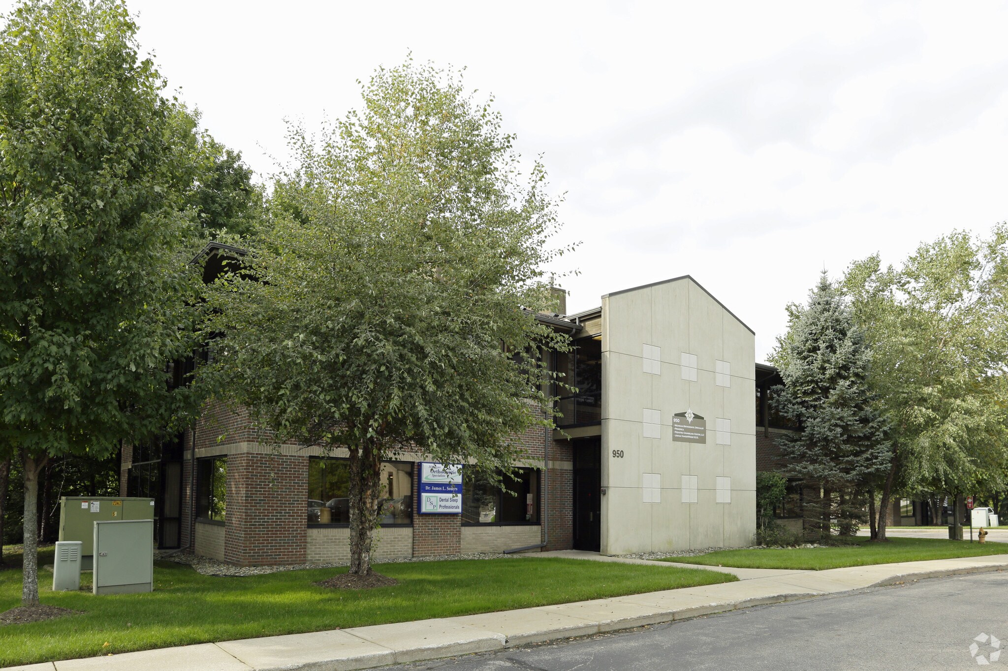 950 N 10th St, Kalamazoo, MI for lease Primary Photo- Image 1 of 5