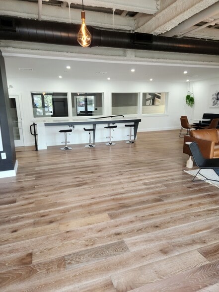 80-92 Bridge St, Dedham, MA for lease - Building Photo - Image 3 of 7