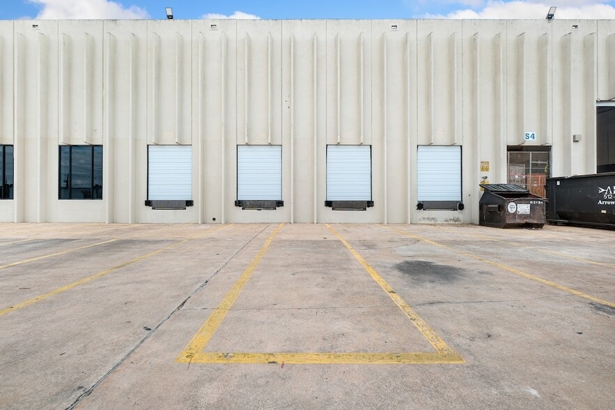 12317 Technology Blvd, Austin, TX for lease - Building Photo - Image 2 of 7