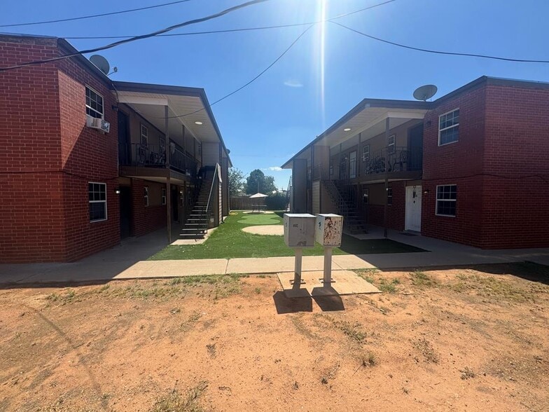 900 W 8th St, Odessa, TX for sale - Building Photo - Image 1 of 6