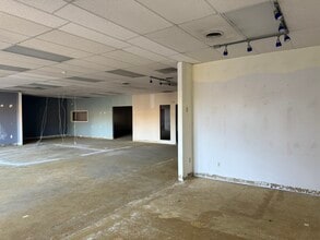 5002 N Academy Blvd, Colorado Springs, CO for lease Interior Photo- Image 1 of 8