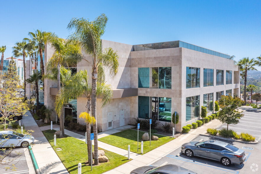 700 La Terraza Blvd, Escondido, CA for lease - Building Photo - Image 3 of 12