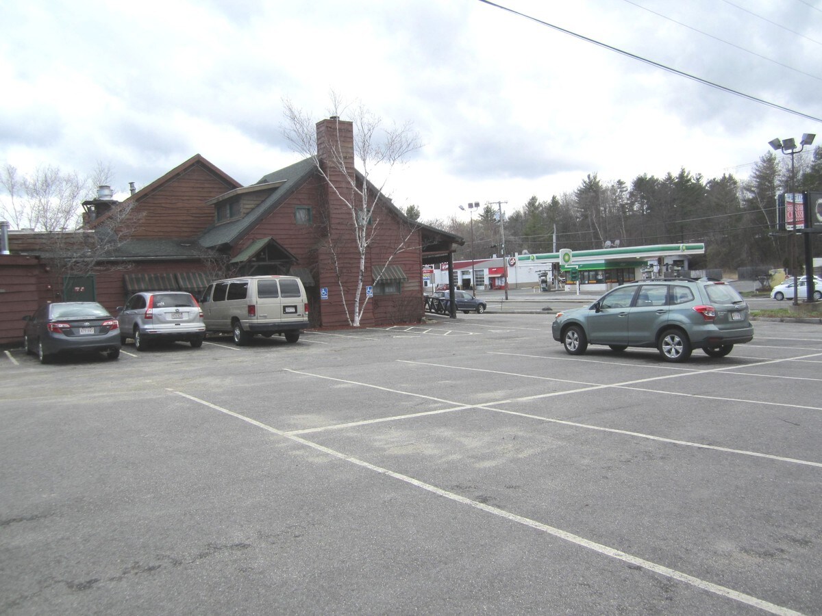 1035 South St, Pittsfield, MA 01201