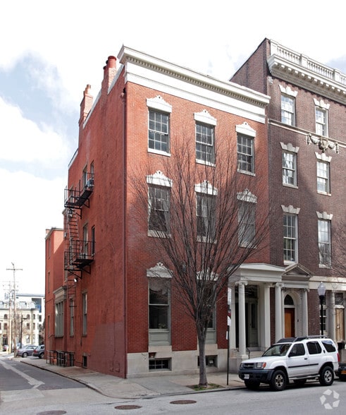 10 W Madison St, Baltimore, MD for sale - Primary Photo - Image 1 of 2