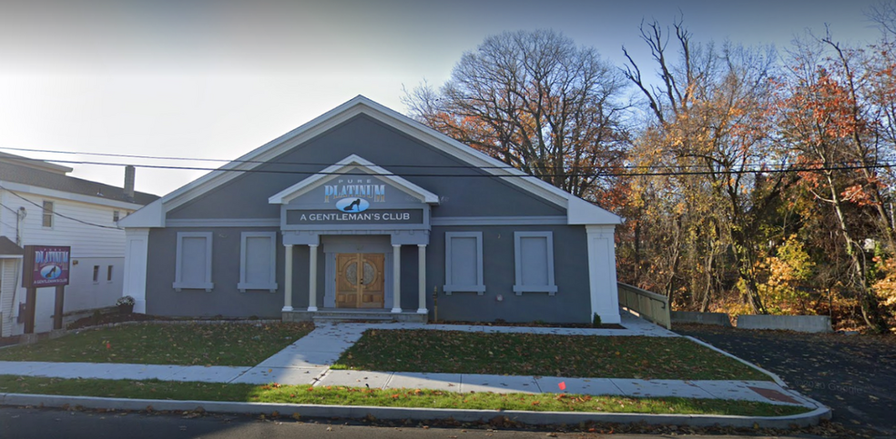 835 Barnum Ave, Stratford, CT for lease - Building Photo - Image 1 of 4