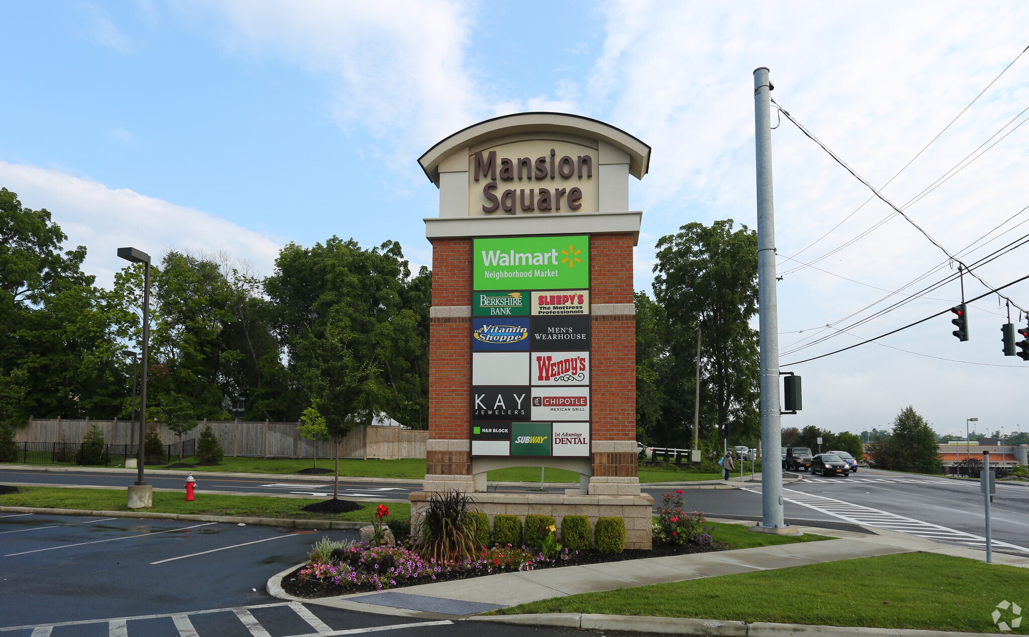 441 Balltown Rd, Schenectady, NY 12304 Mansion Square