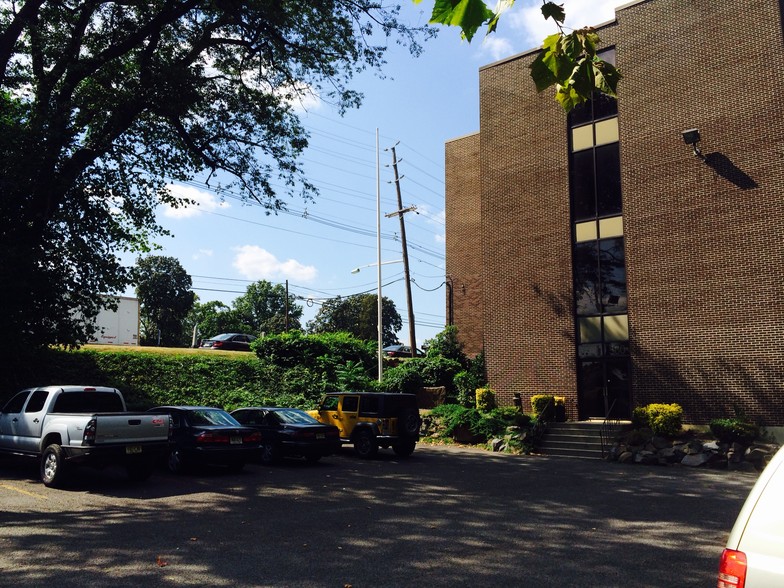 560 Hudson St, Hackensack, NJ for sale - Primary Photo - Image 1 of 1