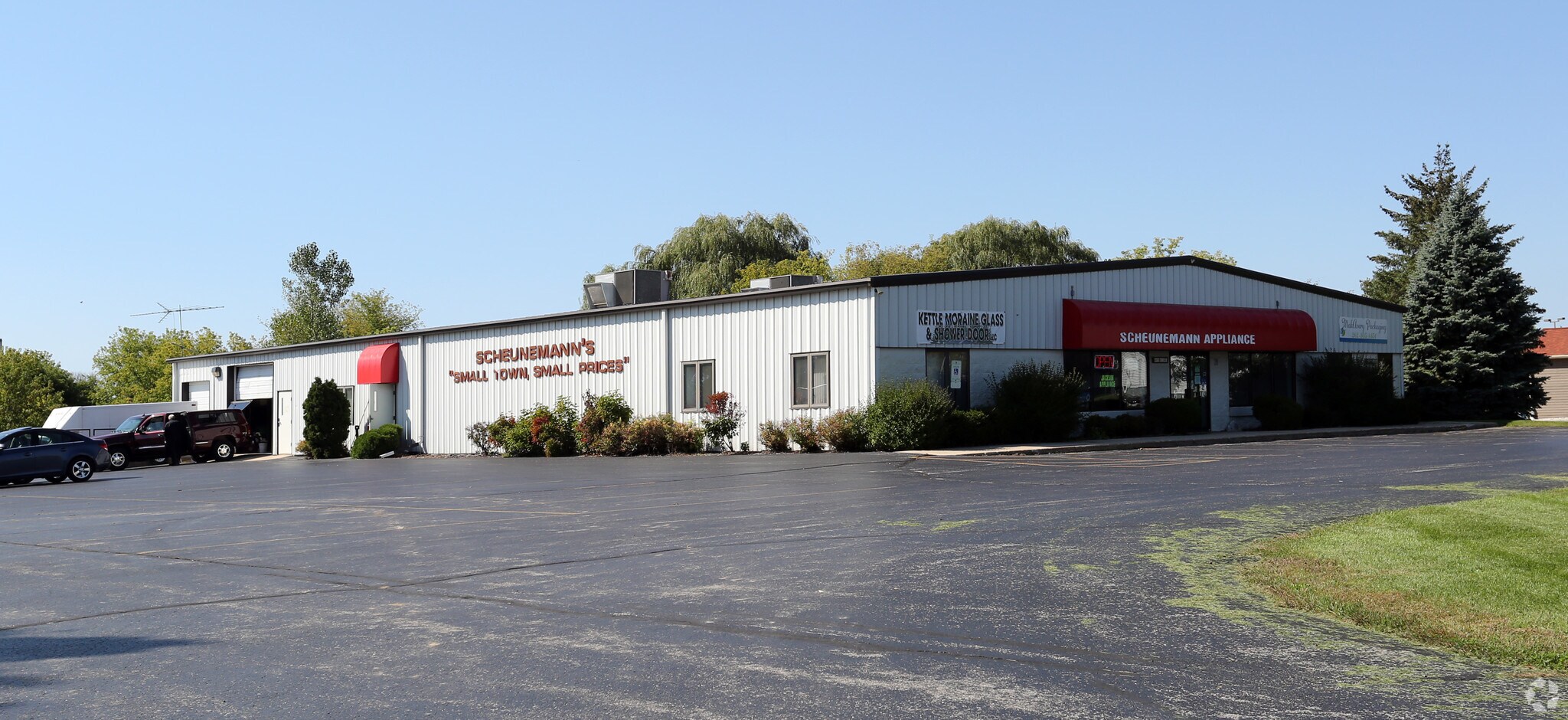 N168W20069 E Main St, Jackson, WI for sale Primary Photo- Image 1 of 1