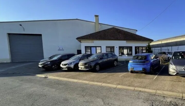 9 Rue Des Balanciers, Thionville for lease Primary Photo- Image 1 of 2