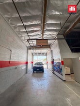 21410 Parthenia St, Canoga Park, CA for lease Interior Photo- Image 2 of 17