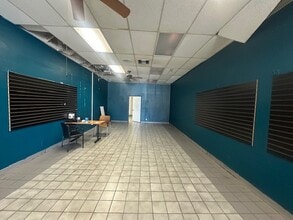 2100-2130 E Highland Ave, San Bernardino, CA for lease Building Photo- Image 2 of 2