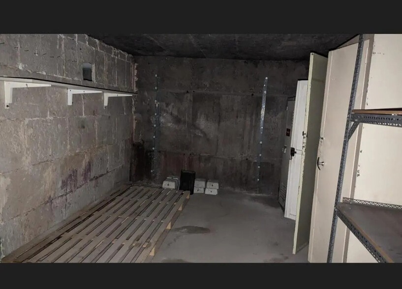 Office in Fontenay-Aux-Roses for lease - Building Photo - Image 3 of 9