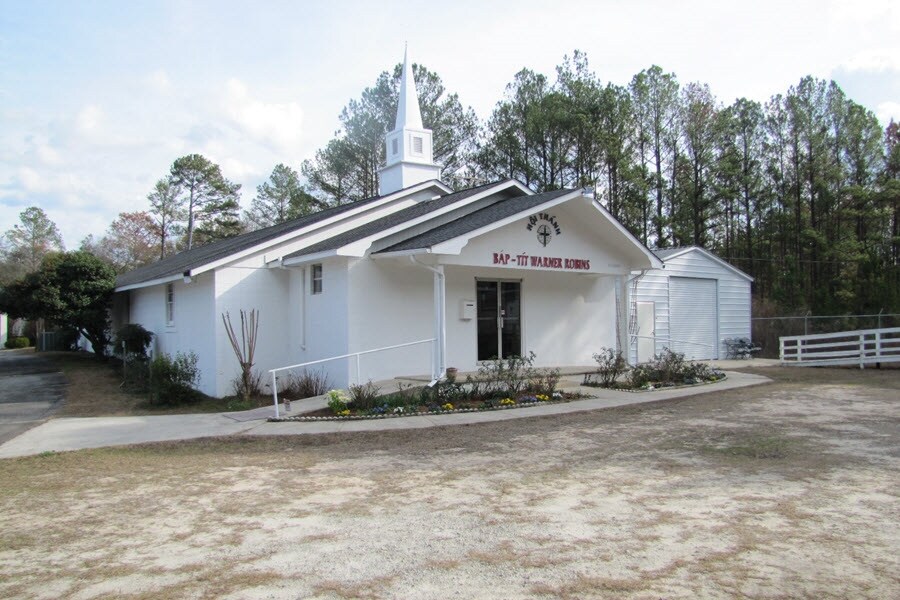 1352 Radio Loop, Warner Robins, GA for sale Primary Photo- Image 1 of 1