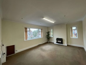 224-226 Stockport Rd, Altrincham for lease Interior Photo- Image 2 of 5