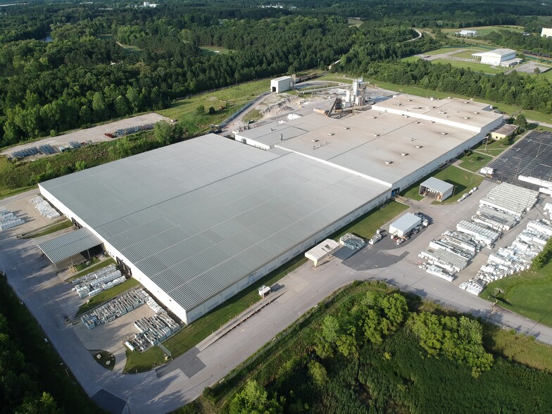 590 Ecology Ln, Chester, SC for sale - Building Photo - Image 2 of 5