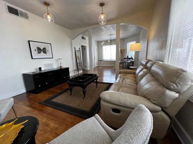 2001 Magoffin Ave, El Paso, TX for lease - Building Photo - Image 2 of 10