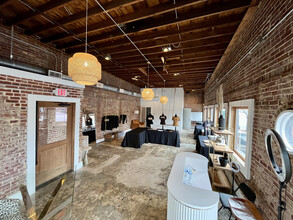 2730-2778 Broad St, Austell, GA for lease Interior Photo- Image 2 of 4