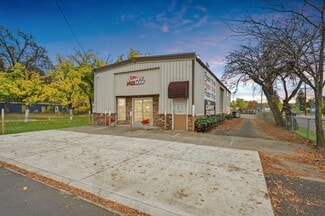 More details for 3511 Redwood St, Clearlake, CA - Retail for Sale