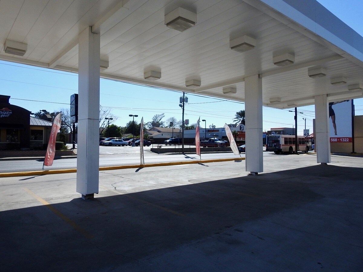 1520 Guadalupe St, Laredo, TX 78040