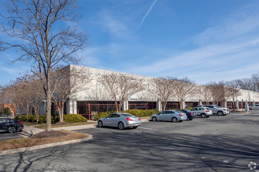 10408 Lakeridge Pky, Ashland, VA for sale - Primary Photo - Image 1 of 1