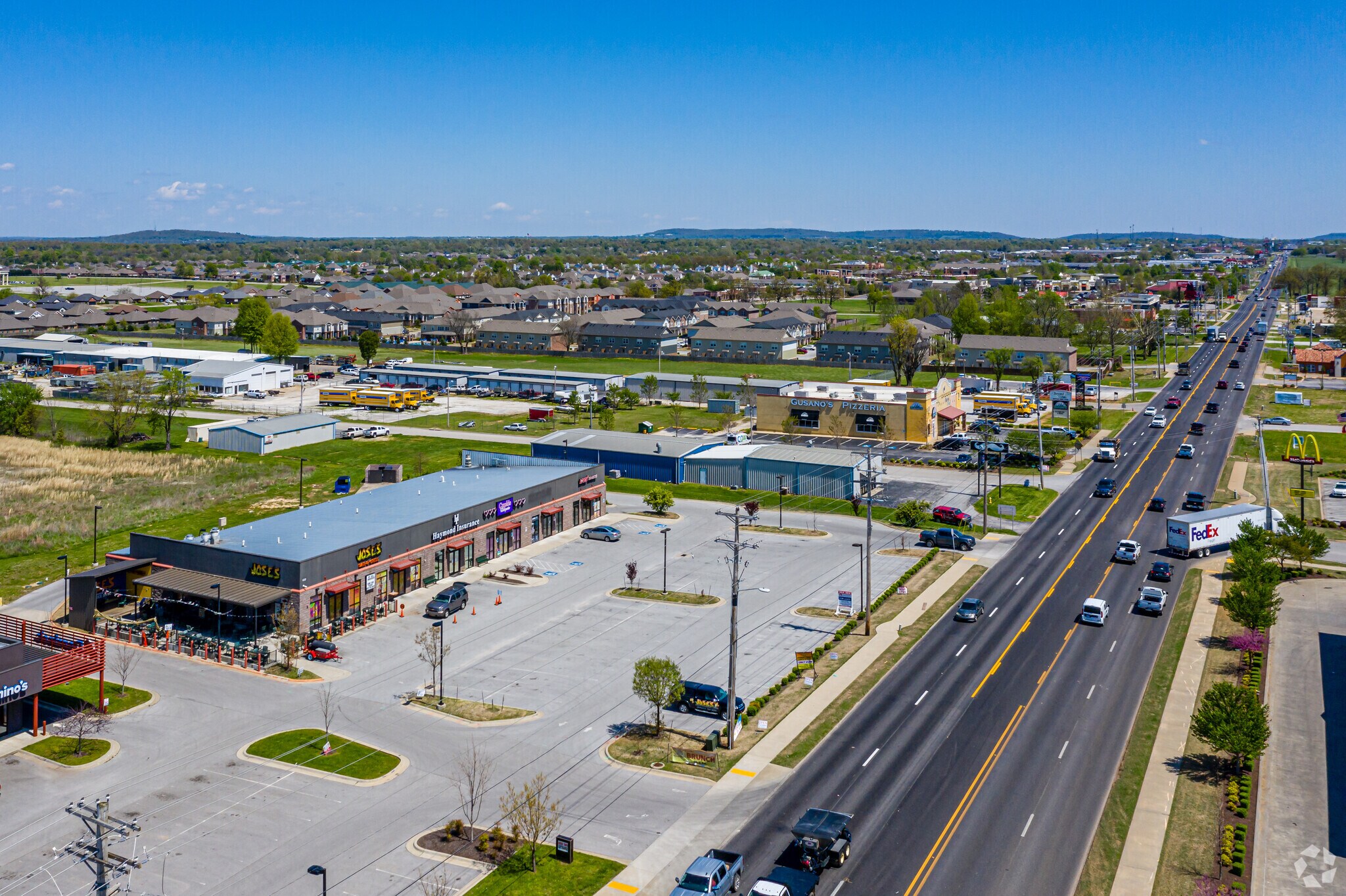 1032 E Henri De Tonti Blvd, Tontitown, AR 72770 Retail for Lease