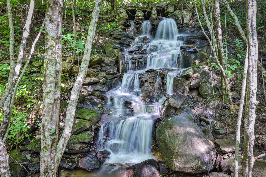 Mountain Cove Estates Rd, Cherry Log, GA for sale - Primary Photo - Image 1 of 33