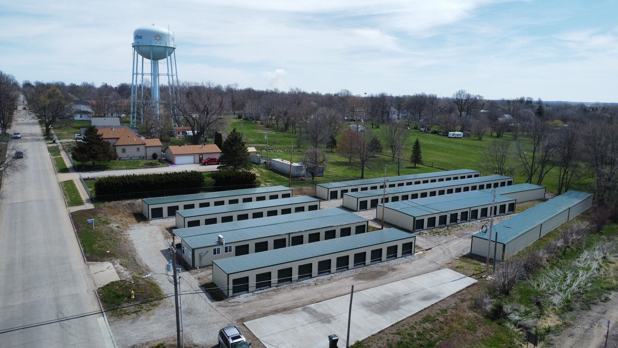 727 Iowa St, Hiawatha, KS for sale Primary Photo- Image 1 of 1