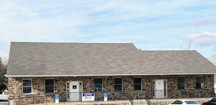 129-143 Level Rd, Collegeville, PA for lease Building Photo- Image 1 of 3