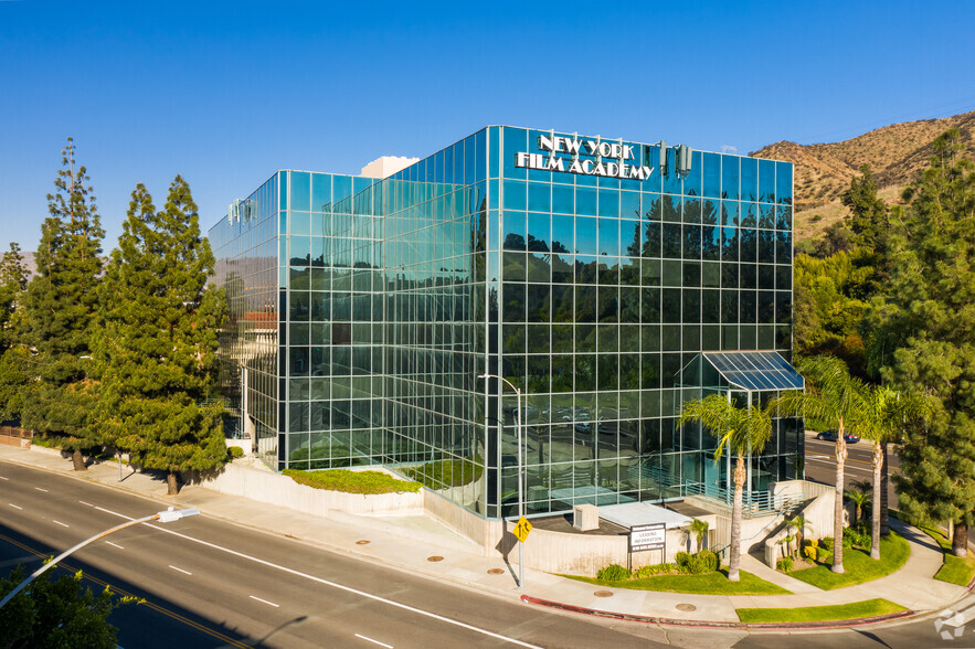 3800 Barham Blvd, Los Angeles, CA for lease - Building Photo - Image 1 of 4