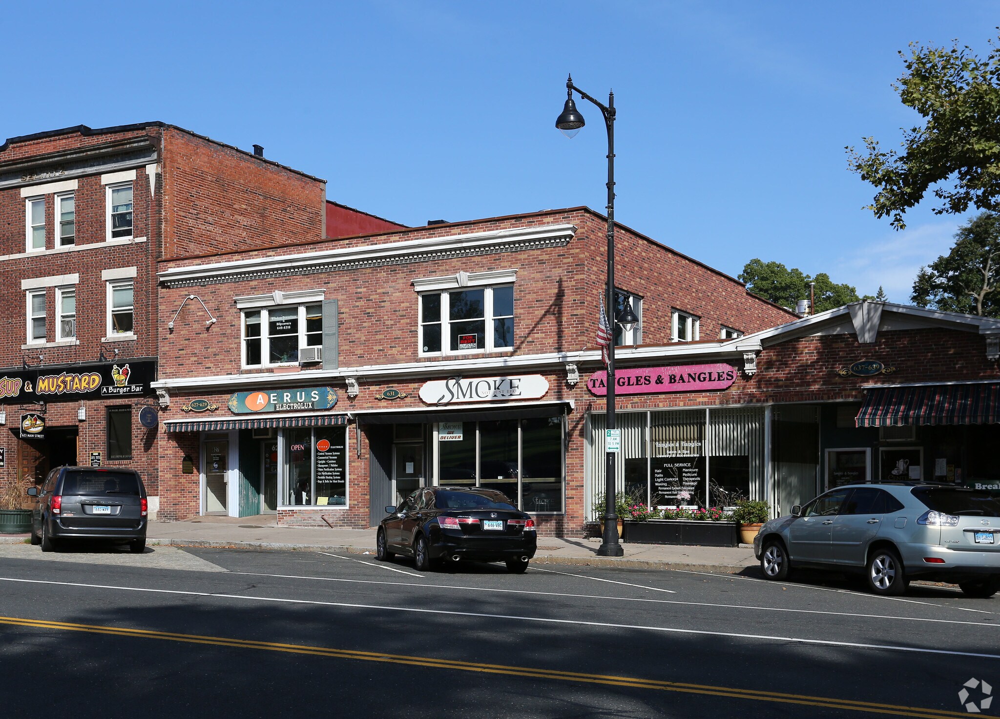 627-639 Main St, Manchester, CT for sale Primary Photo- Image 1 of 1