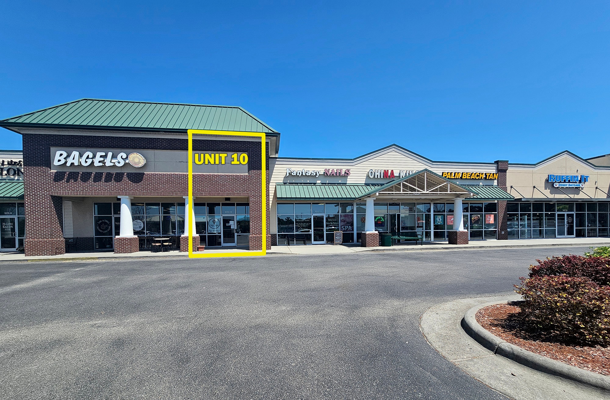 925 Seaside Rd SW, Ocean Isle Beach, NC for lease Interior Photo- Image 1 of 6