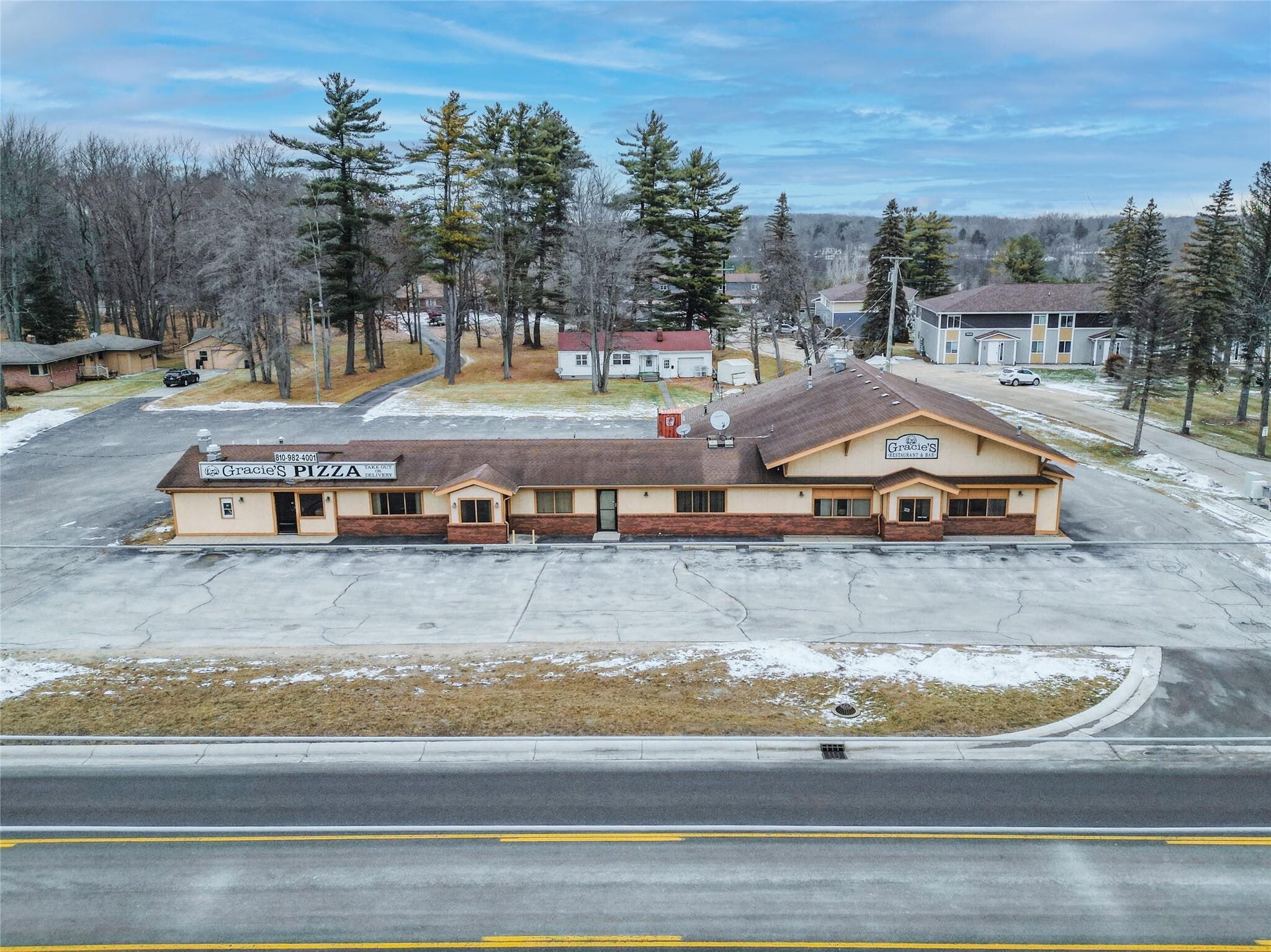 5600 Lapeer Rd, Kimball, MI for sale Primary Photo- Image 1 of 30