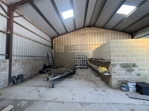 Marlborough, Everleigh for lease Interior Photo- Image 1 of 1